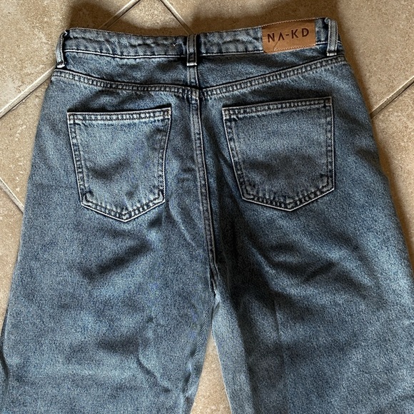 NA-KD Acid Wash Wide Leg Destroyed Jeans EUC - Picture 6 of 8